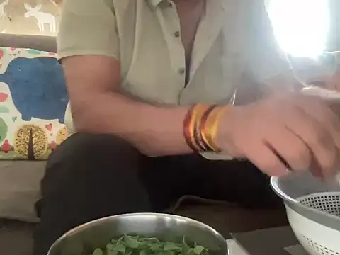 chiikuloveu online show from 9, 3, 2026