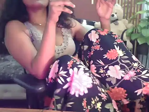 shaalu sharma online show from 16, 12, 2025