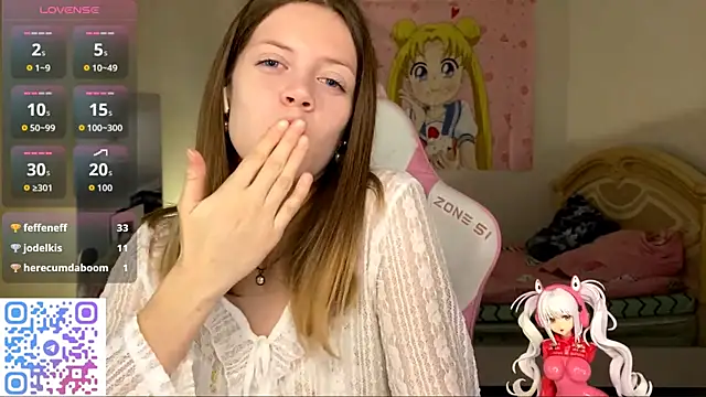 VibeQueenLucy online show from 3, 11, 2025