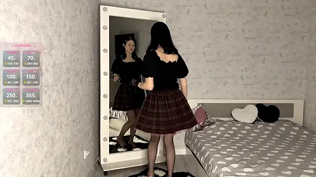 FakeLamb online show from 9, 11, 2025