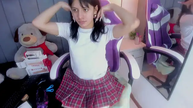 Miyu Komori online show from 3, 6, 2026