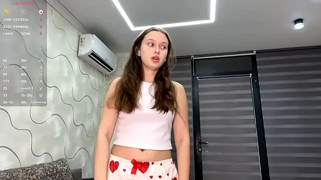 CharlynDini online show from 25, 10, 2025