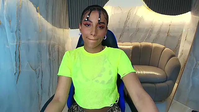 katty berry r online show from 1, 10, 2025