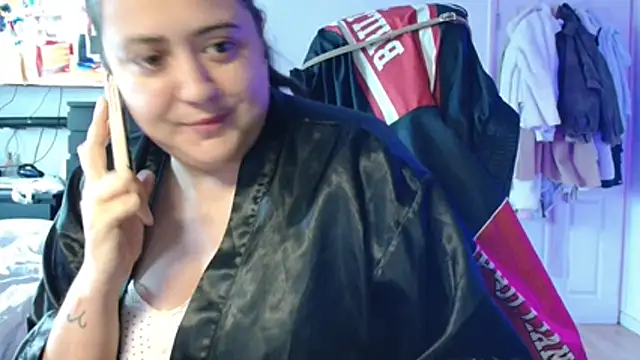 Snapshot of Prill940 chatting on 4, 5, 2026 Prill940 online show from 4, 5, 2026