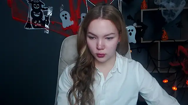 Snapshot of StellaLight chatting on 29, 10, 2025 StellaLight online show from 29, 10, 2025