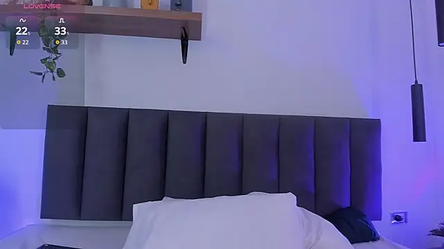 Cristalfoxy  online show from 14, 7, 2026