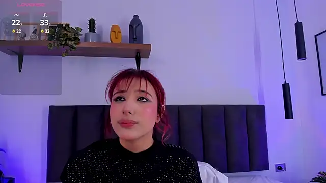 Cristalfoxy  online show from 29, 6, 2026