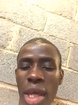 Snapshot of Vince_Favent chatting on 8, 9, 2025 Vince Favent online show from 8, 9, 2025