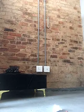 Snapshot of Vince_Favent chatting on 11, 9, 2025 Vince Favent online show from 11, 9, 2025