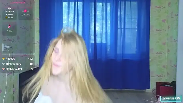 HelenMartines online show from 3, 6, 2026