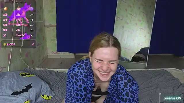 Snapshot of HelenMartines chatting on 11, 7, 2026 HelenMartines online show from 11, 7, 2026