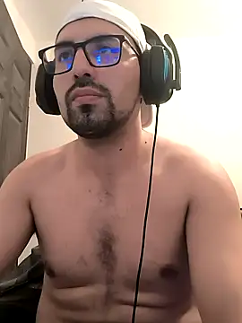 Snapshot of Jharicio-89 chatting on 6, 11, 2025 Jharicio-89 online show from 6, 11, 2025