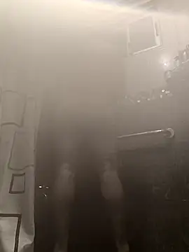 Snapshot of Jharicio-89 chatting on 23, 10, 2025 Jharicio-89 online show from 23, 10, 2025