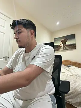 mixedcouplee69 online show from 4, 11, 2025