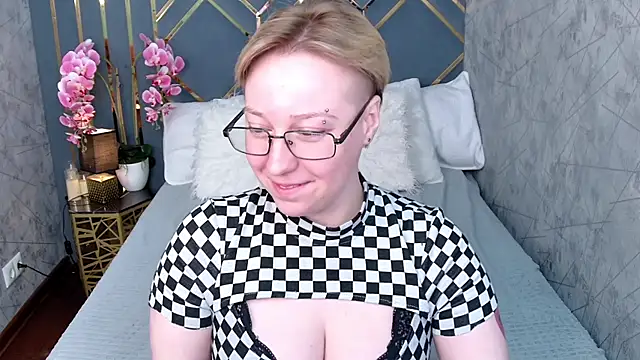 AlexandraGreen online show from 26, 3, 2026