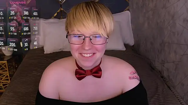 Snapshot of AlexandraGreen chatting on 28, 5, 2026 AlexandraGreen online show from 28, 5, 2026