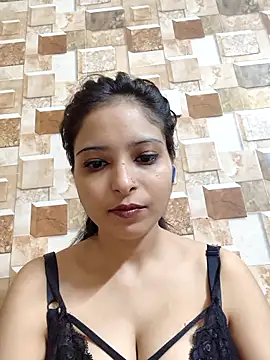 QUEEN-ADITI online show from 28, 11, 2025