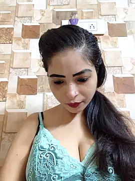 QUEEN-ADITI online show from 19, 9, 2025