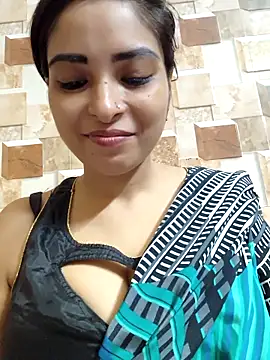 QUEEN-ADITI online show from 6, 10, 2025