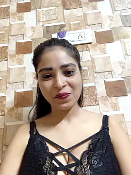 QUEEN-ADITI online show from 10, 10, 2025