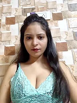 QUEEN-ADITI online show from 5, 11, 2025
