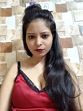 QUEEN-ADITI online show from 4, 11, 2025