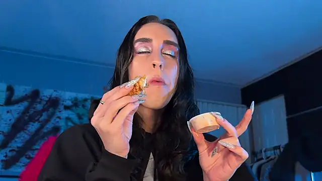 xoFrankie online show from 4, 4, 2026