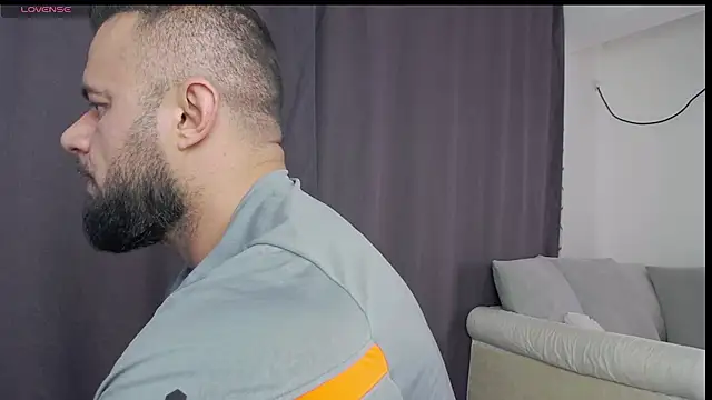 RickyMiami1 online show from 8, 4, 2026