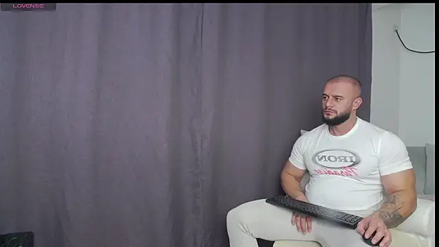 RickyMiami1 online show from 13, 11, 2025