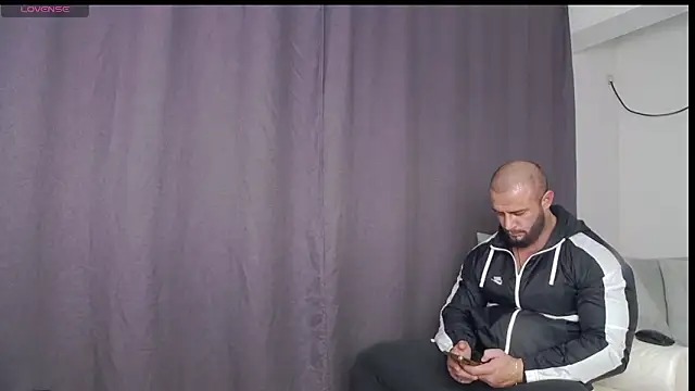 RickyMiami1 online show from 4, 11, 2025