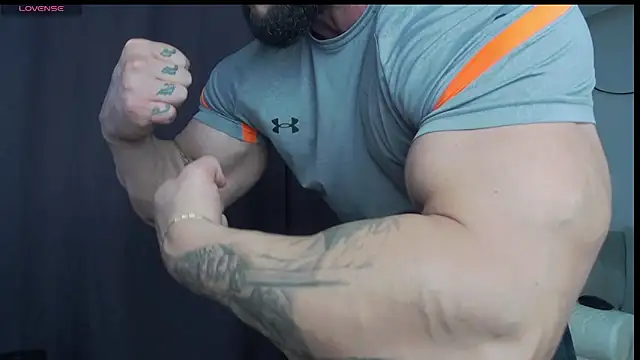 RickyMiami1 online show from 9, 11, 2025