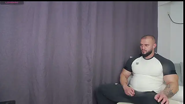 RickyMiami1 online show from 28, 11, 2025