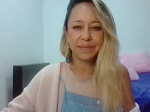 leah susman online show from 22, 11, 2025