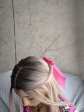 Ella rr online show from 12, 4, 2026