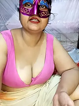 Snapshot of Tanisha-Chy chatting on 9, 10, 2025 Tanisha-Chy online show from 9, 10, 2025