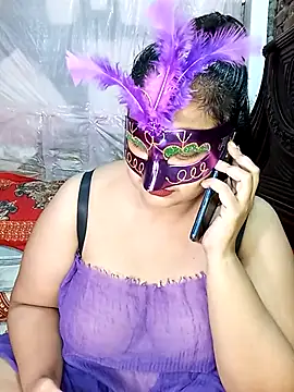 Snapshot of Tanisha-Chy chatting on 6, 11, 2025 Tanisha-Chy online show from 6, 11, 2025