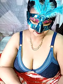 Snapshot of Tanisha-Chy chatting on 15, 11, 2025 Tanisha-Chy online show from 15, 11, 2025