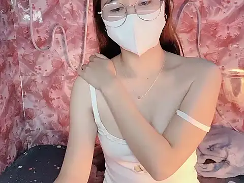 Snapshot of Miumiu028 chatting on 20, 11, 2025 Miumiu028 online show from 20, 11, 2025