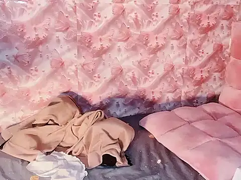 Snapshot of Miumiu028 chatting on 3, 11, 2025 Miumiu028 online show from 3, 11, 2025