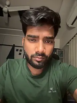 Snapshot of desi_indicoc chatting on 11, 11, 2025 desi indicoc online show from 11, 11, 2025