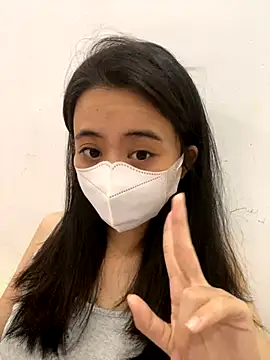 Mochi21 online show from 6, 10, 2025