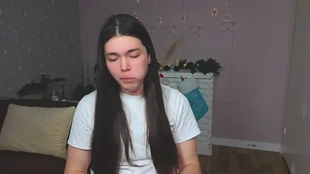 Snapshot of Albi_Glow chatting on 10, 1, 2026 Albi Glow online show from 10, 1, 2026