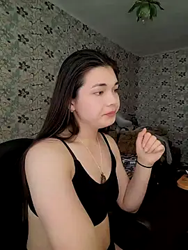 Snapshot of Albi_Glow chatting on 29, 9, 2025 Albi Glow online show from 29, 9, 2025