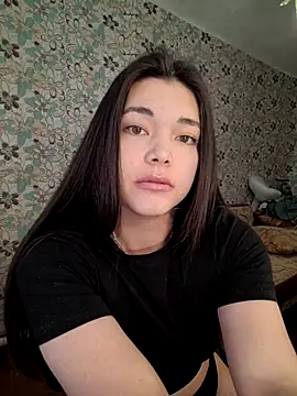 Snapshot of Albi_Glow chatting on 3, 10, 2025 Albi Glow online show from 3, 10, 2025
