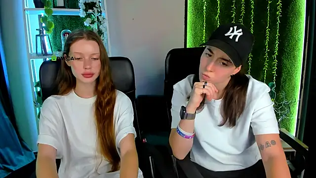 Snapshot of khloebeauty chatting on 7, 7, 2026 khloebeauty online show from 7, 7, 2026