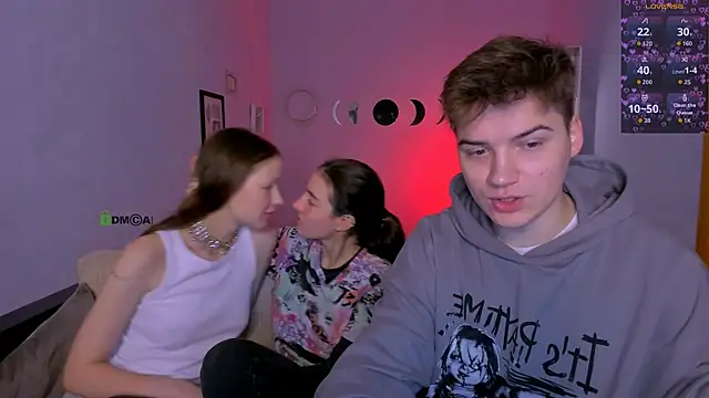 khloebeauty online show from 15, 11, 2025