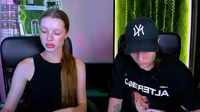 Snapshot of khloebeauty chatting on 8, 7, 2026 khloebeauty online show from 8, 7, 2026