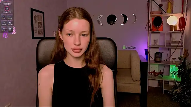 Snapshot of khloebeauty chatting on 18, 6, 2026 khloebeauty online show from 18, 6, 2026
