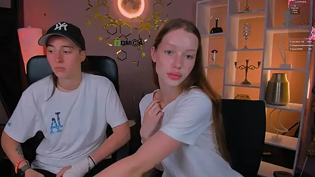 Snapshot of khloebeauty chatting on 26, 6, 2026 khloebeauty online show from 26, 6, 2026