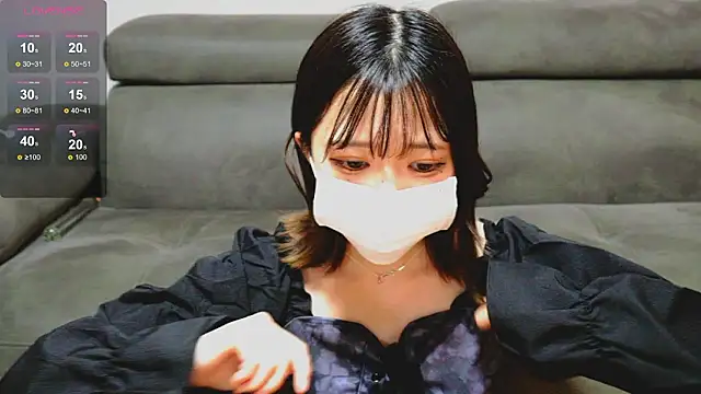 yua    chan online show from 14, 9, 2025